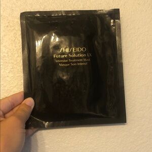 Shiseido Future Solution Lx Treatment Mask 1pc
